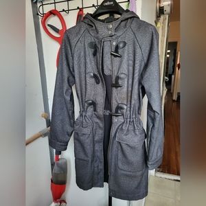Water resistant coat, Roots, size small